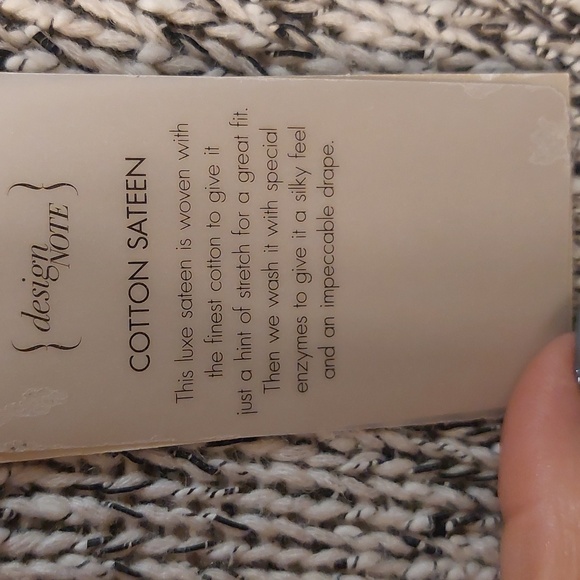 NWT Ann Taylor Pullover Knit Sweater. Cream/Black/Gray. Size M - Picture 6 of 9